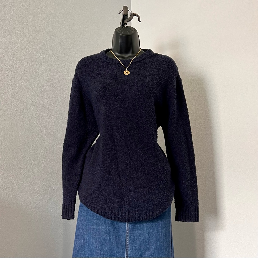Navy blue minimalist sweater
